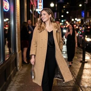 Circa 50s VTG Mid-Century Wool Bouclé Silk Lined Honey Mink‎ Collar Winter Coat